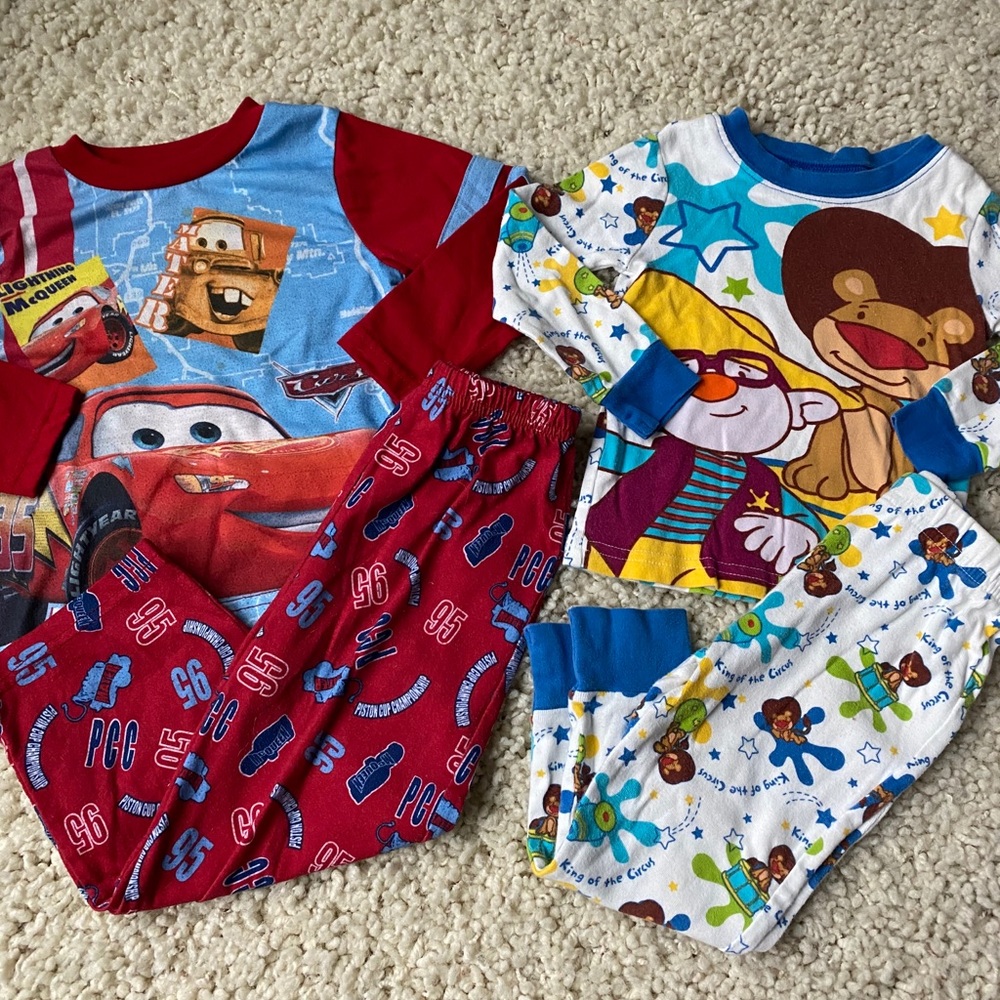 2 Disney Pajama Sets